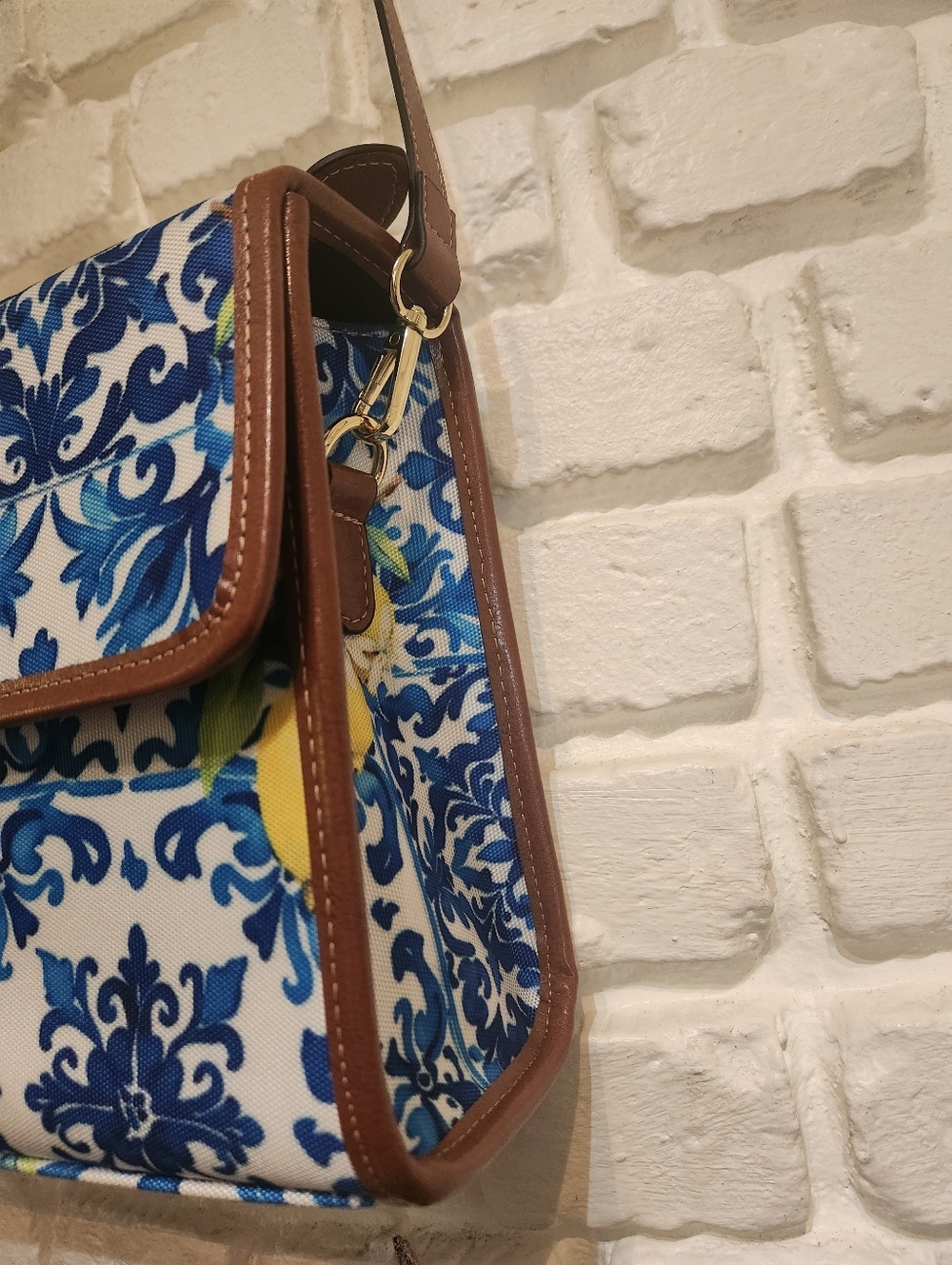 Santorini Style Blue Tile & Lemons Print Crossbody Bag W/Brown Faux Leather Trim - Picture 4 of 10